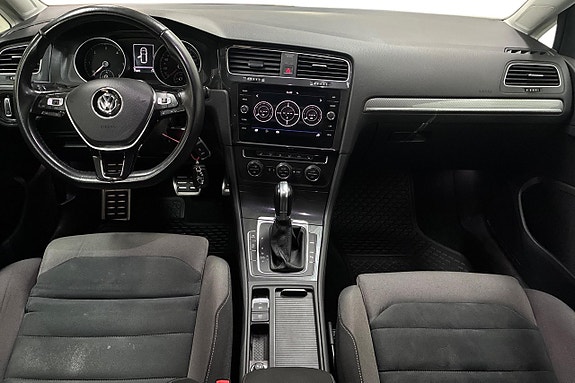 Volkswagen Golf Alltrack 12 of 30
