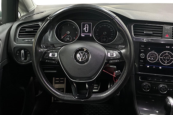 Volkswagen Golf Alltrack 16 of 30