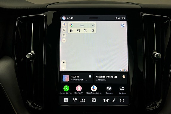 Volvo XC60 8 of 29