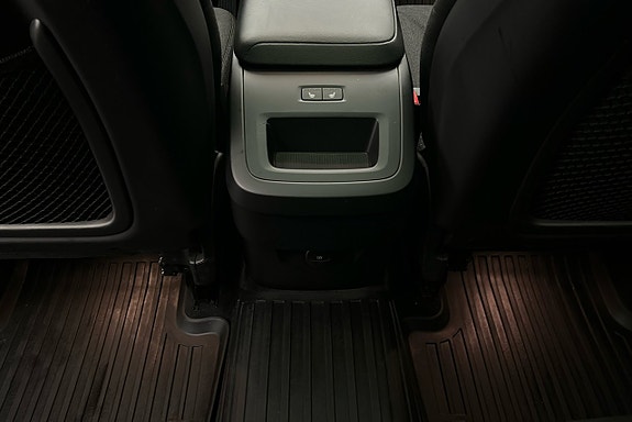 Volvo XC60 24 of 29
