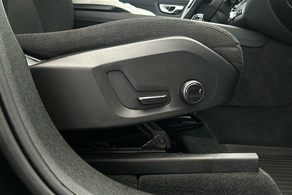 Volvo XC60 19 of 29