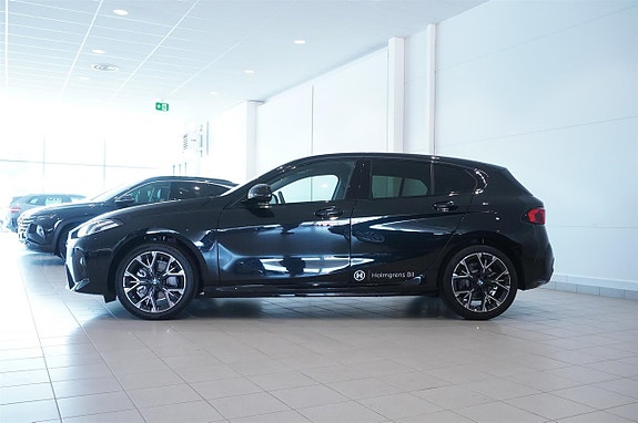 BMW 120 3 of 12