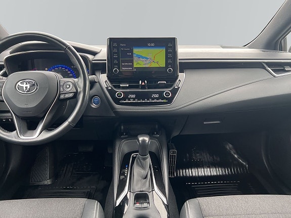 Toyota Corolla 8 of 11