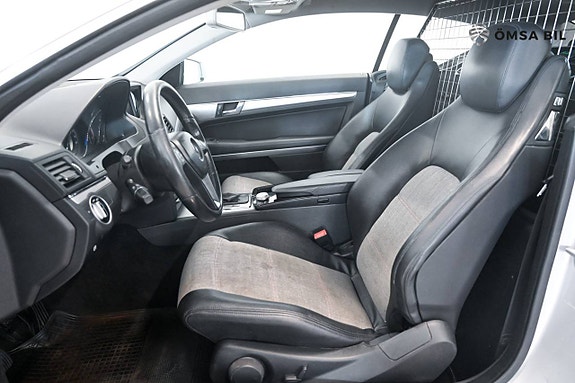 Mercedes-Benz E300 e 7 of 12