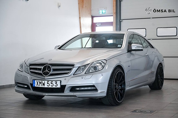 Mercedes-Benz E300 e 2 of 12
