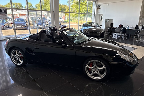 Porsche Boxster S 6 of 8