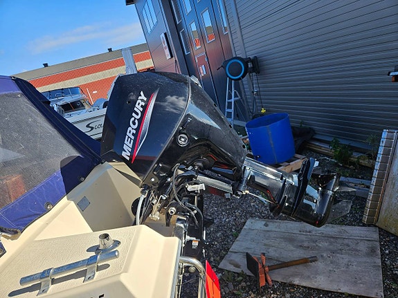Uttern 495 HT med Mercury F30, motor från 2024 och vagn 2 of 4