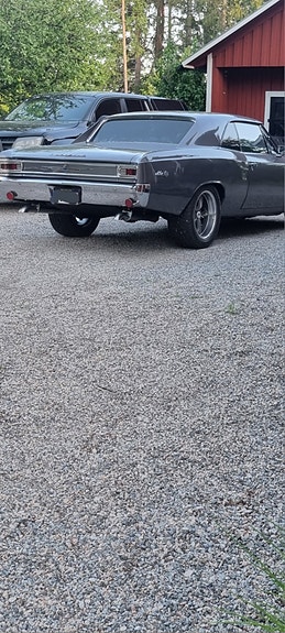 Chevrolet Chevelle 2 of 6