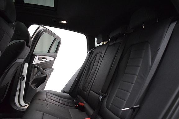 BMW X4 20 of 24