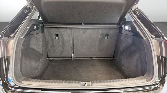 Audi Q4 e-tron 7 of 16