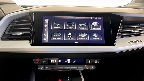 Audi Q4 e-tron 11 of 16
