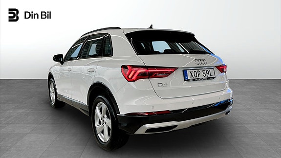 Audi Q3 3 of 15