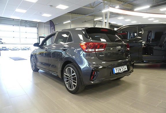 Kia Rio 4 of 21