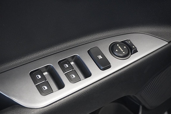Kia Rio 8 of 21