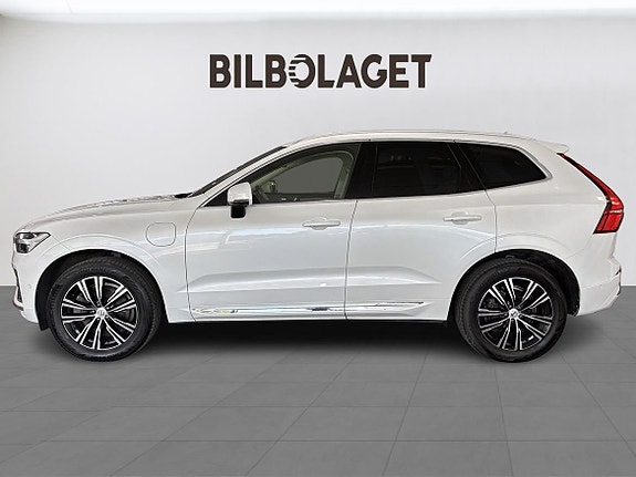 Volvo XC60 2 of 23