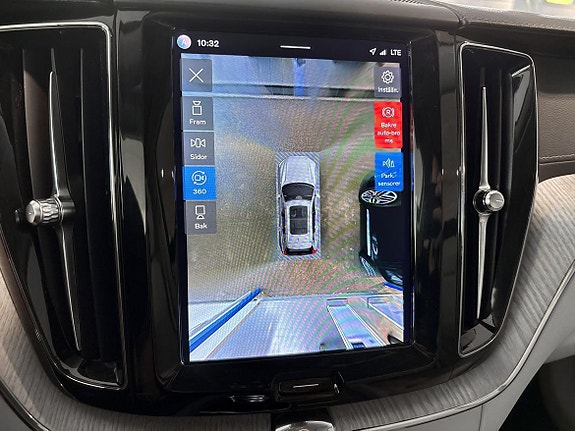 Volvo XC60 18 of 23