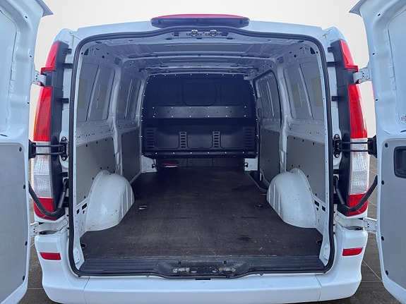 Mercedes-Benz Vito 110 14 of 14