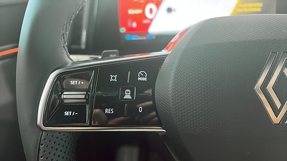 Renault Scenic E-Tech 21 of 21