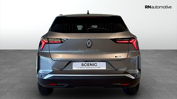 Renault Scenic E-Tech 8 of 21