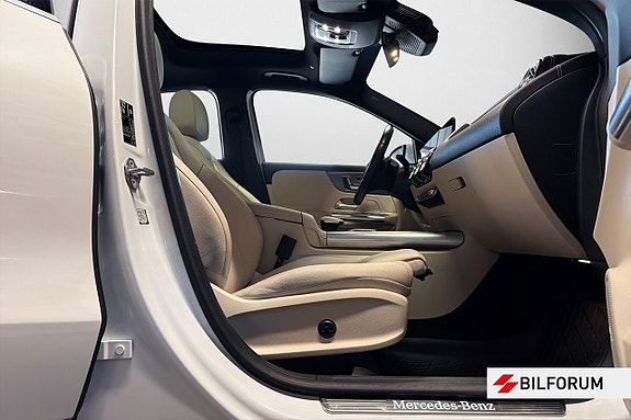 Mercedes-Benz GLA220 d 6 of 21