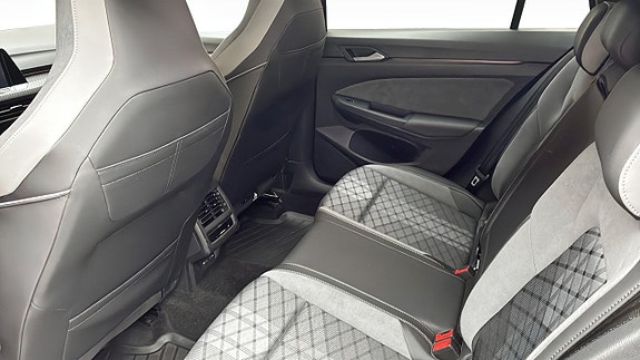 Volkswagen Golf I 11 of 17