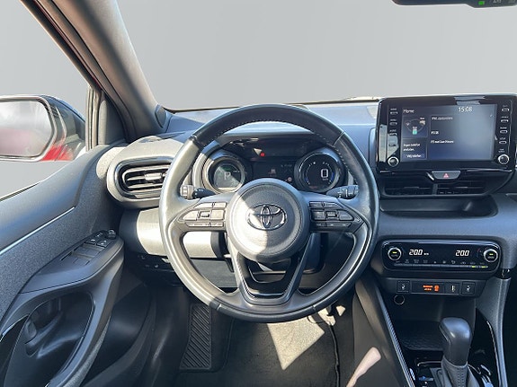 Toyota Yaris 8 of 9