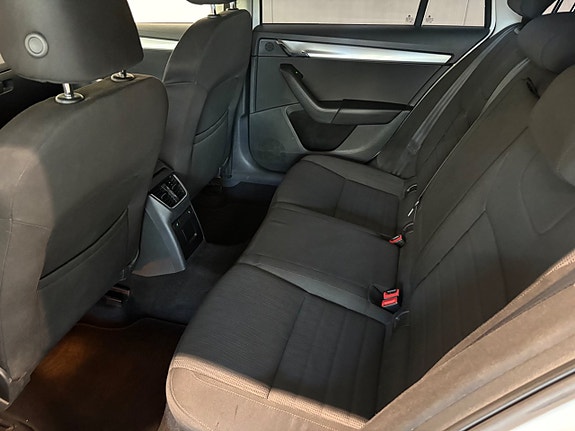 Skoda Octavia 22 of 26