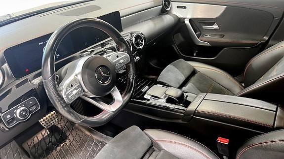 Mercedes-Benz CLA200 7 of 12
