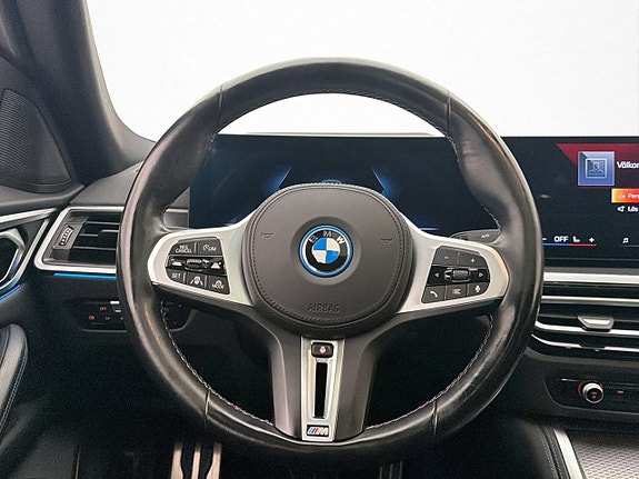 BMW i4 16 of 30