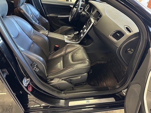 Volvo V60 20 of 26