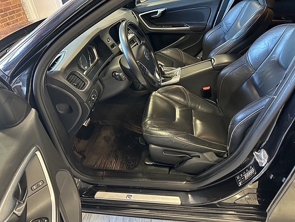 Volvo V60 19 of 26