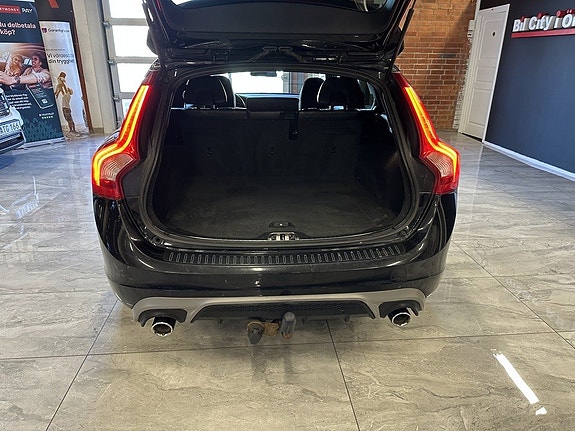 Volvo V60 18 of 26