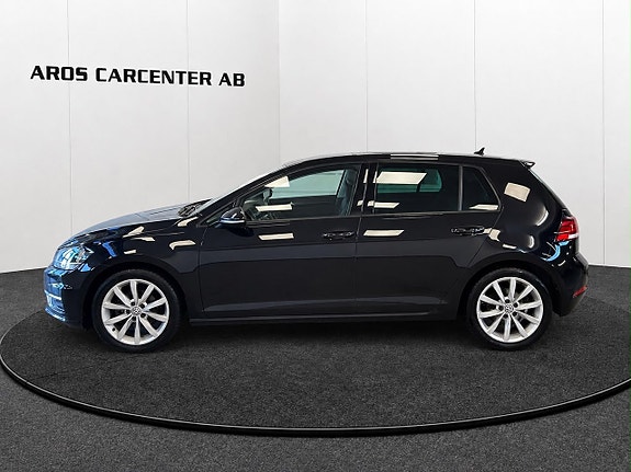 Volkswagen Golf I 2 of 18