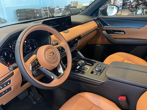Mazda CX-60 7 of 14