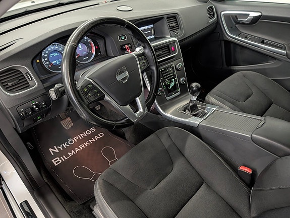Volvo V60 9 of 16