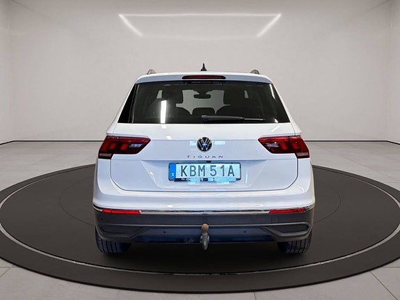 Volkswagen Tiguan 11 of 27