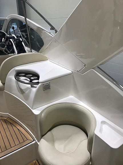 FAIRLINE TARGA 34, 2005, EXCEPTIONELLT VÄLSKÖTT OCH OMFATTANDE
UPPGRADERAD 6 of 18
