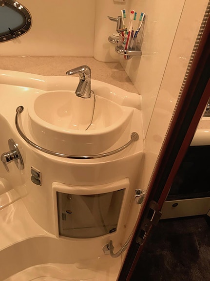 FAIRLINE TARGA 34, 2005, EXCEPTIONELLT VÄLSKÖTT OCH OMFATTANDE
UPPGRADERAD 16 of 18