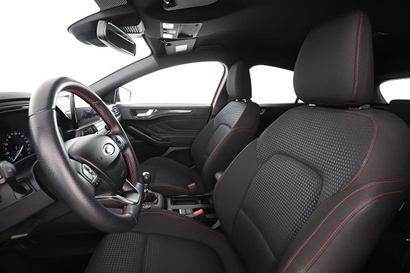 Ford Focus 11 of 30