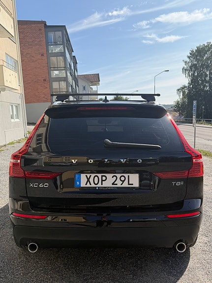 Volvo XC60 11 of 16