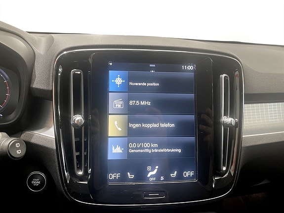 Volvo XC40 9 of 15
