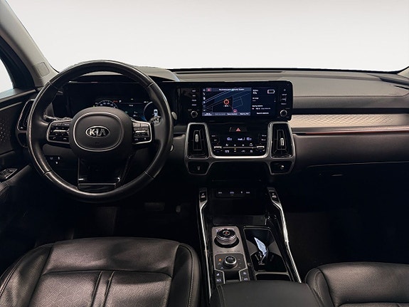 Kia Sorento 10 of 25