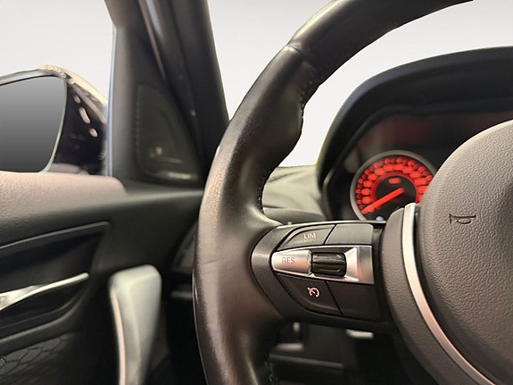 BMW 118i 21 of 23