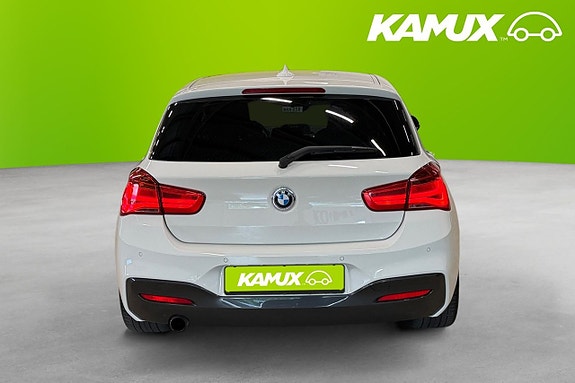 BMW 118i 5 of 23
