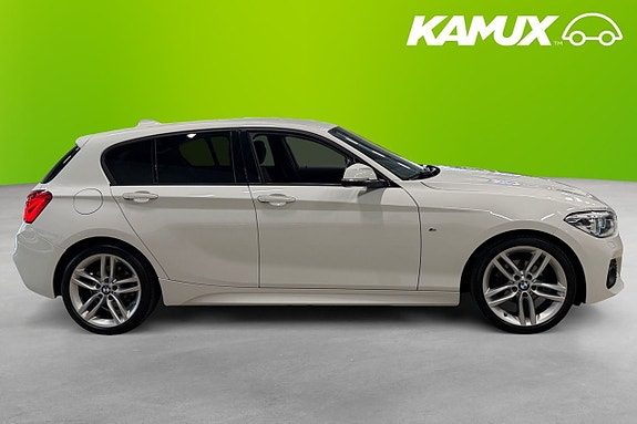 BMW 118i 2 of 23