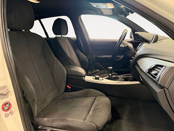 BMW 118i 15 of 23