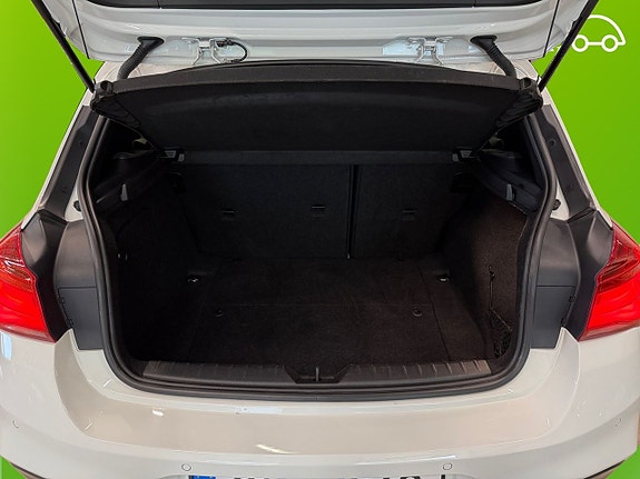 BMW 118i 16 of 23