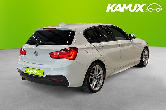 BMW 118i 4 of 23