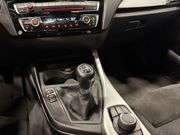 BMW 118i 11 of 23
