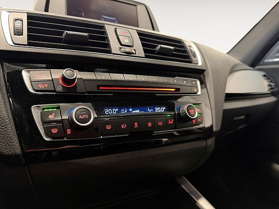 BMW 118i 23 of 23